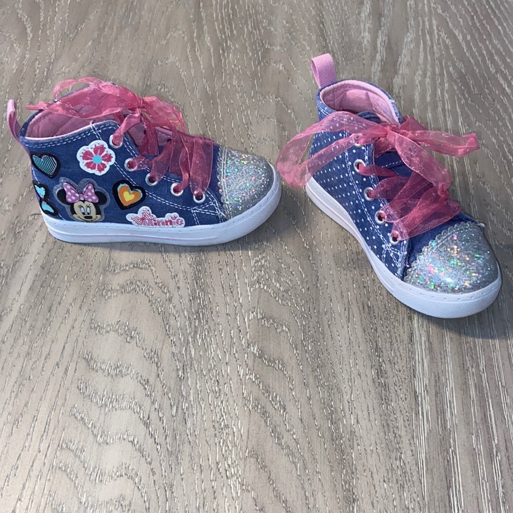 Mini Mouse Hi-Tops size 7 toddler